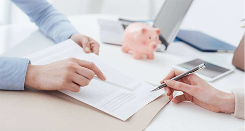 著作權(quán)人和與著作權(quán)有關(guān)的權(quán)利人可以授權(quán)著作權(quán)集體管理組織行使著作權(quán)或者與著作權(quán)有關(guān)的權(quán)利。著作權(quán)集體管理組織被授權(quán)后，可以以自己的名義為著作權(quán)人和與著作權(quán)有關(guān)的權(quán)利人主張權(quán)利，并可以作為當(dāng)事人進(jìn)行涉及著作權(quán)或者與著作權(quán)有關(guān)的權(quán)利的訴訟、仲裁活動(dòng)。著作權(quán)集體管理組織是非營利性組織，其設(shè)立方式、權(quán)利義務(wù)、著作權(quán)許可使用費(fèi)的收取和分配，以及對其監(jiān)督和管理等由國務(wù)院另行規(guī)定。